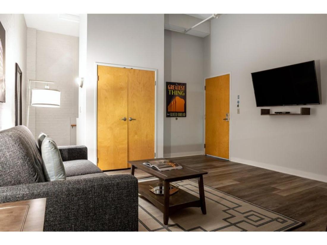 2Br 2Ba In The Block By Cozysuites! Indianapolis Esterno foto